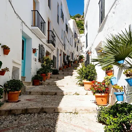 Apartmán El Cocodrilo - Sea View, Heated Pool - 10 Min To